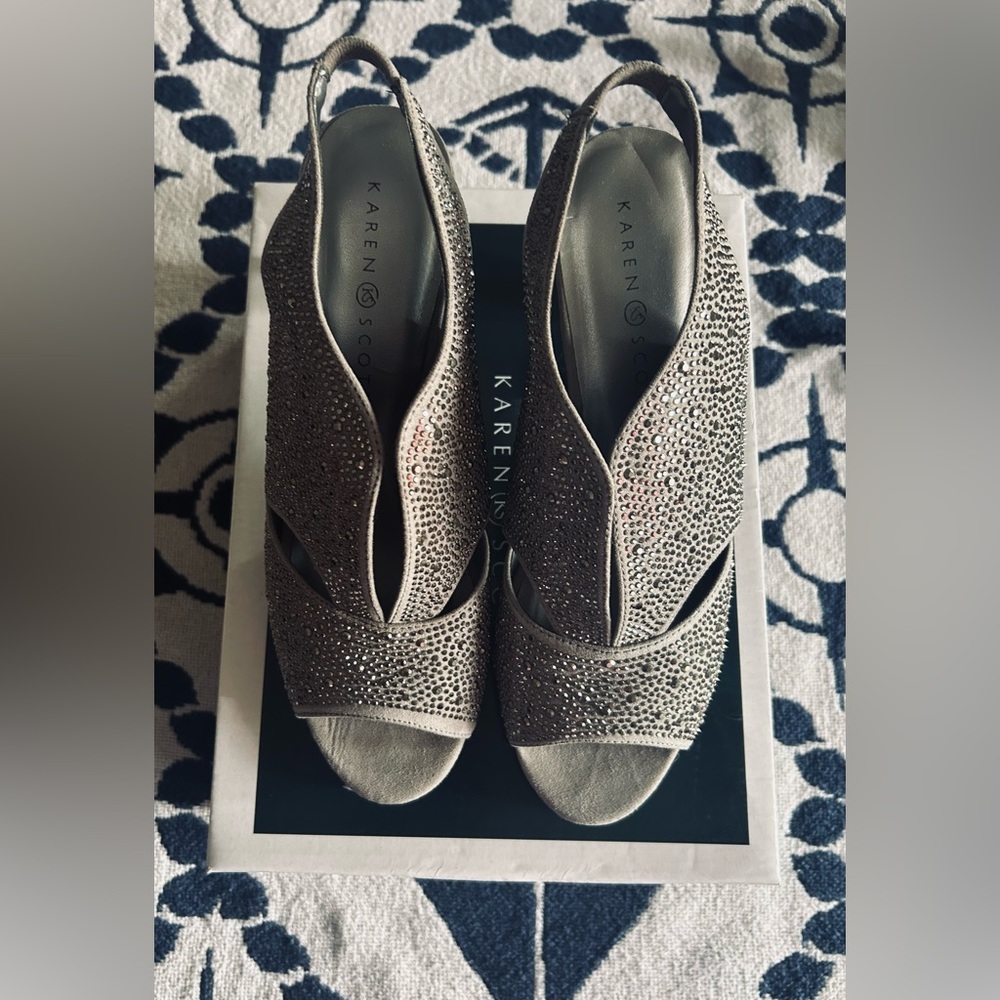 Karen Scott Glittering Silver Heels